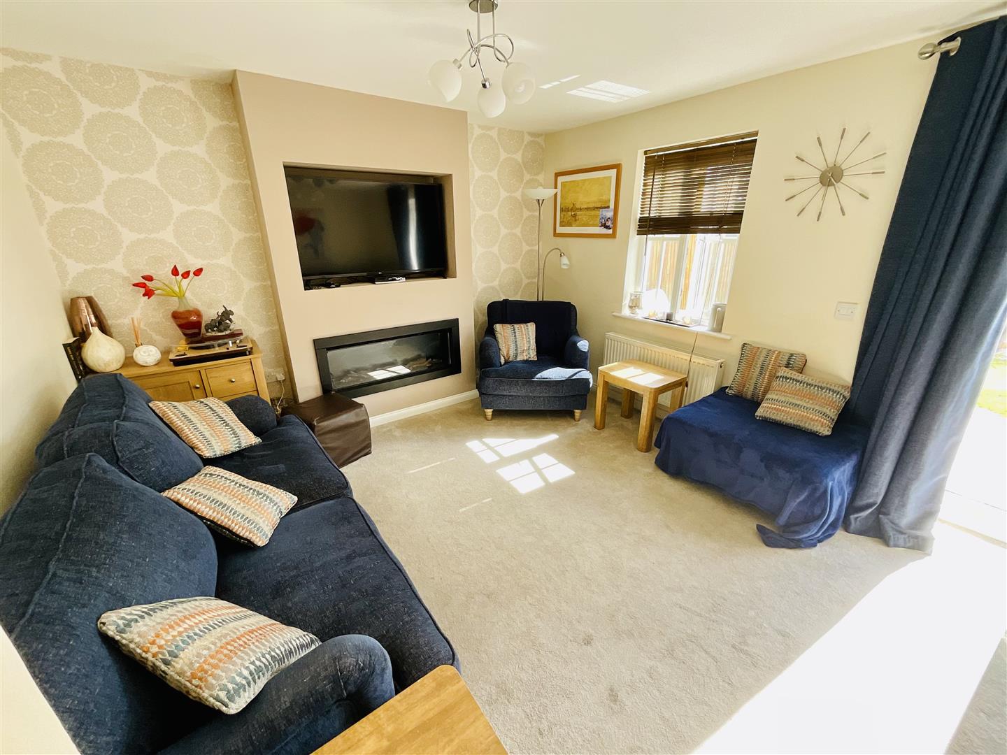 Bryntirion, Llanelli, SA15 3QD Property for Sale Willow Estates of